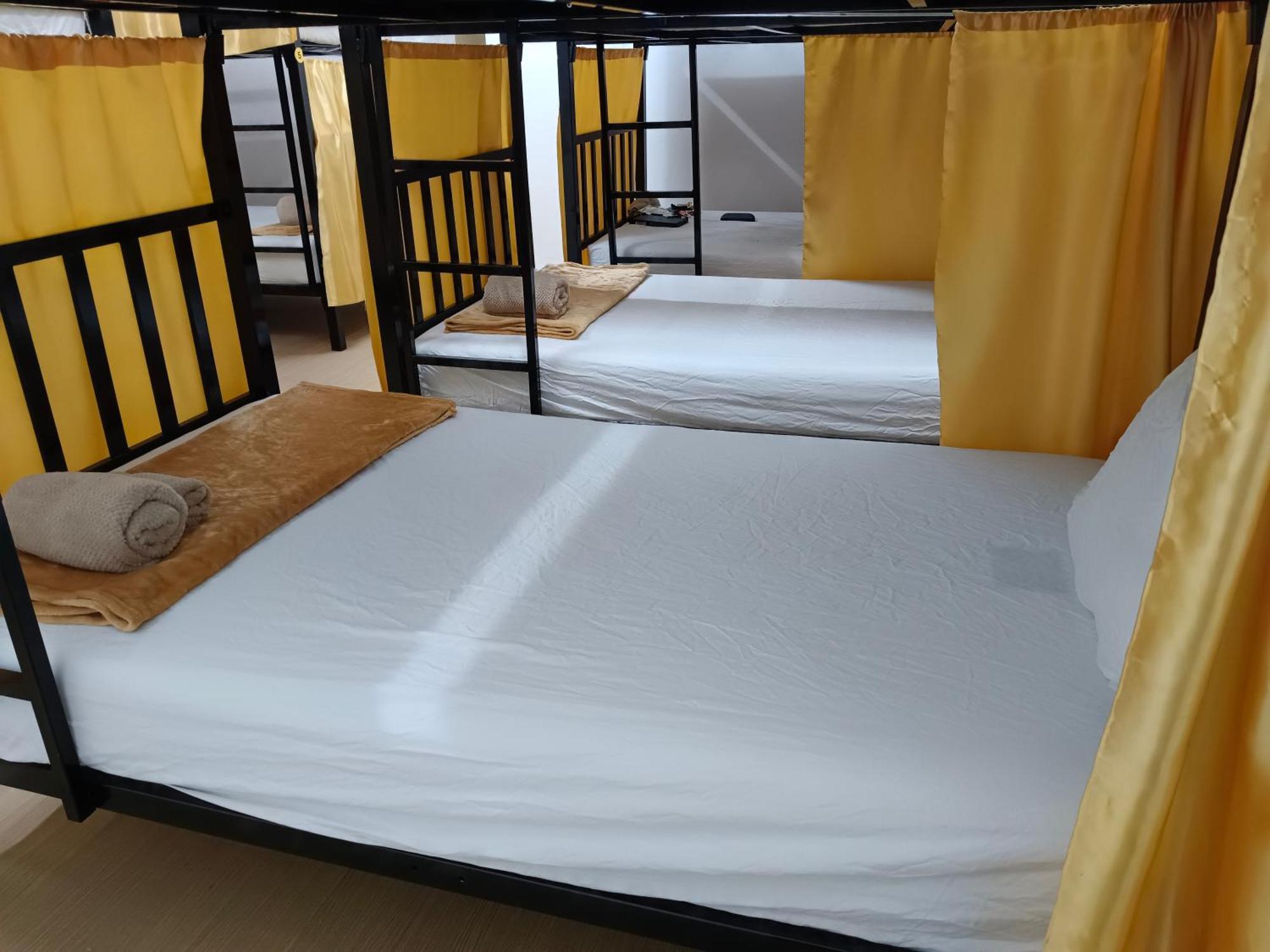 Silom Guesthouse 방콕 외부 사진