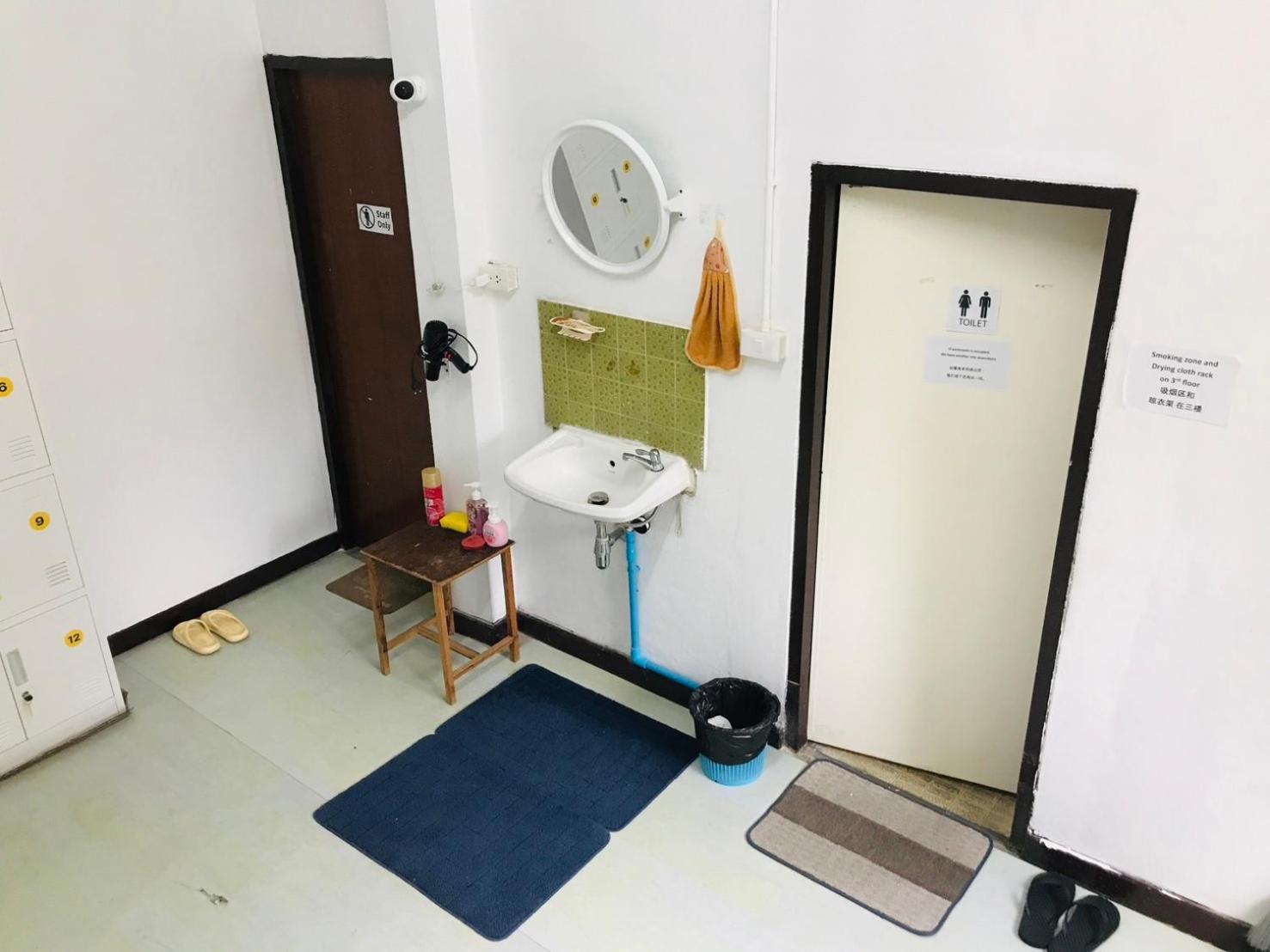 Silom Guesthouse 방콕 외부 사진
